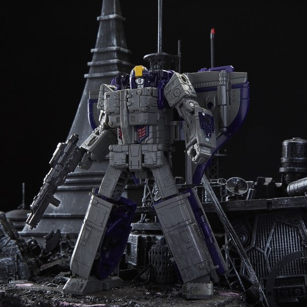 New Images Wfc Holo Mirage Astrotrain Spinster Crosshairs Aragon Impactor  (6 of 22)